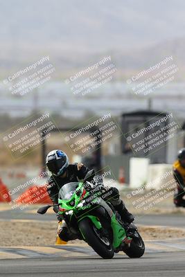 media/Mar-02-2025-Race Pace (Sun) [[8bec80ae00]]/12-Vested (Turn 2) 1111am/